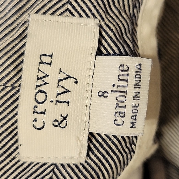 🦋Crown & Ivy Carline nautical navy shorts - Picture 3 of 4